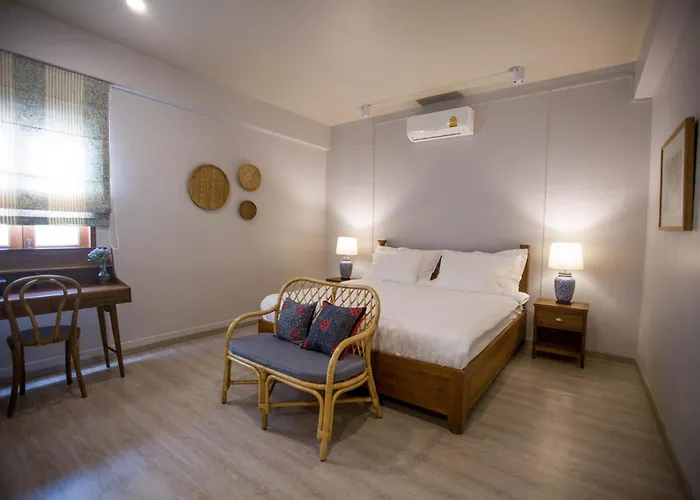 Bed & Breakfast Vera Nidhra - Self Check-in After 6pm Bangkok