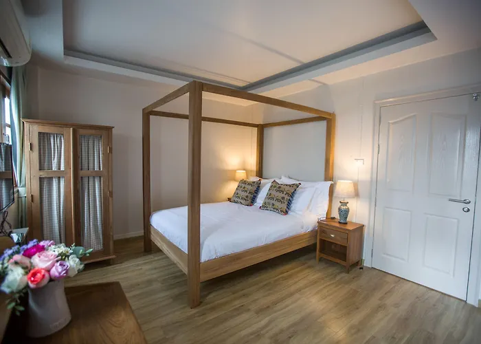 Bed & Breakfast Vera Nidhra - Self Check-in After 6pm 4*