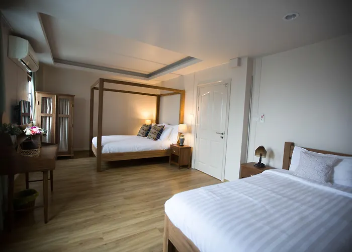 Vera Nidhra - Self Check-in After 6pm Bed & Breakfast Bangkok