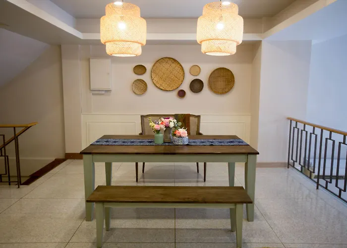 Vera Nidhra - Self Check-in After 6pm Bed & Breakfast 4*