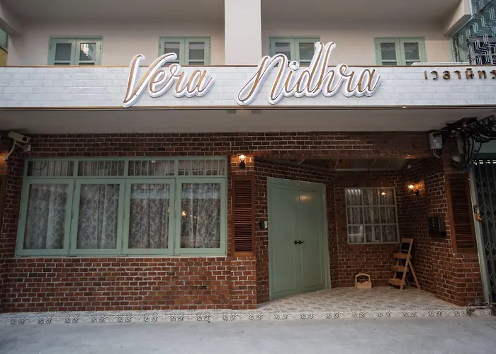 Vera Nidhra - Self Check-in After 6pm Bed & Breakfast