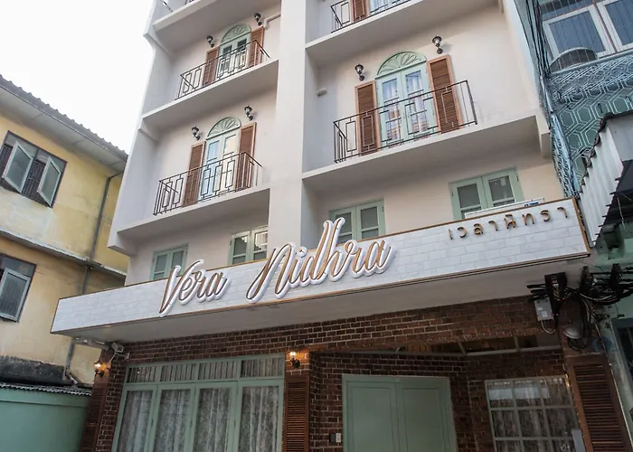 Vera Nidhra - Self Check-in After 6pm Bed & Breakfast