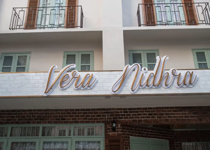 Vera Nidhra - Self Check-in After 6pm 4*